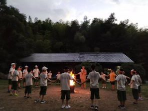 星外系村部落探险记 野人部落中的溯溪捕鱼与野外生存挑战