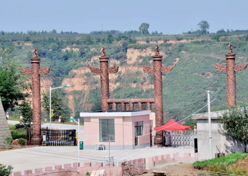 星空下的丰收画卷 黄陵美丽乡村与星外系村部落的农民丰收节图片展